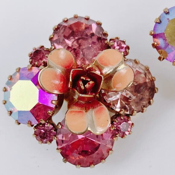 Signed Karu Arke Mid Century 50s Pink Rhinestone Enamel Flower Clip On Earrings - Picture 4 of 12